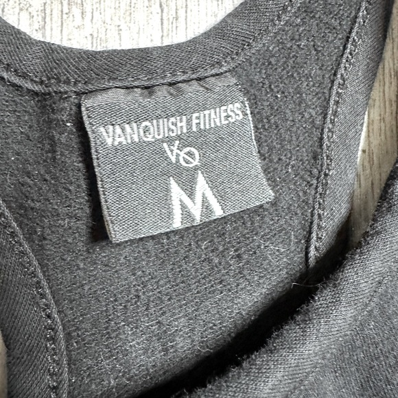 Like brand new Mesh Crop Top + Sport bra from Vanquish - Picture 4 of 4